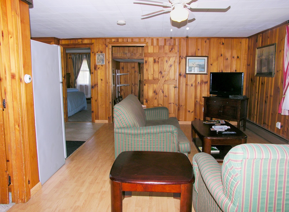 Little Miss Cottages - photo 35