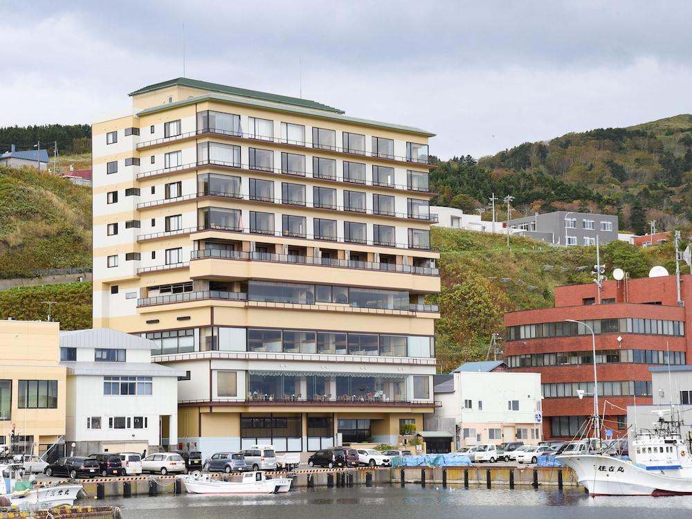 Hana Rebun — 4-Star Luxury Hotel in Rishiri Town, Japan