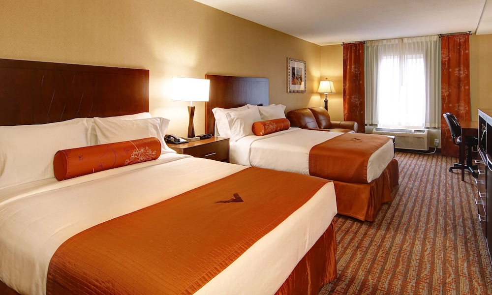 Phoenix Inn Suites Albany - photo 12