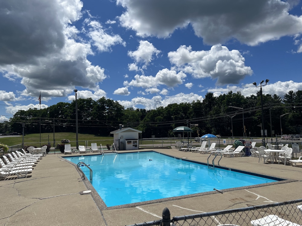 All Star Inn & Suites - photo 366
