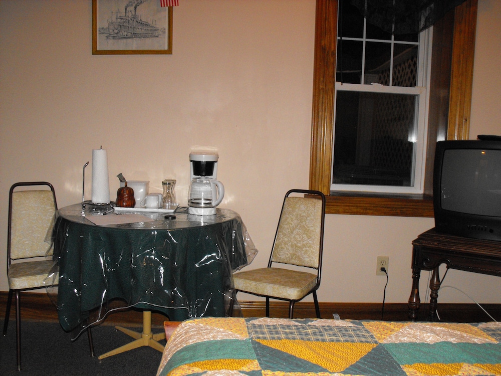 Empire House Hotel - photo 8