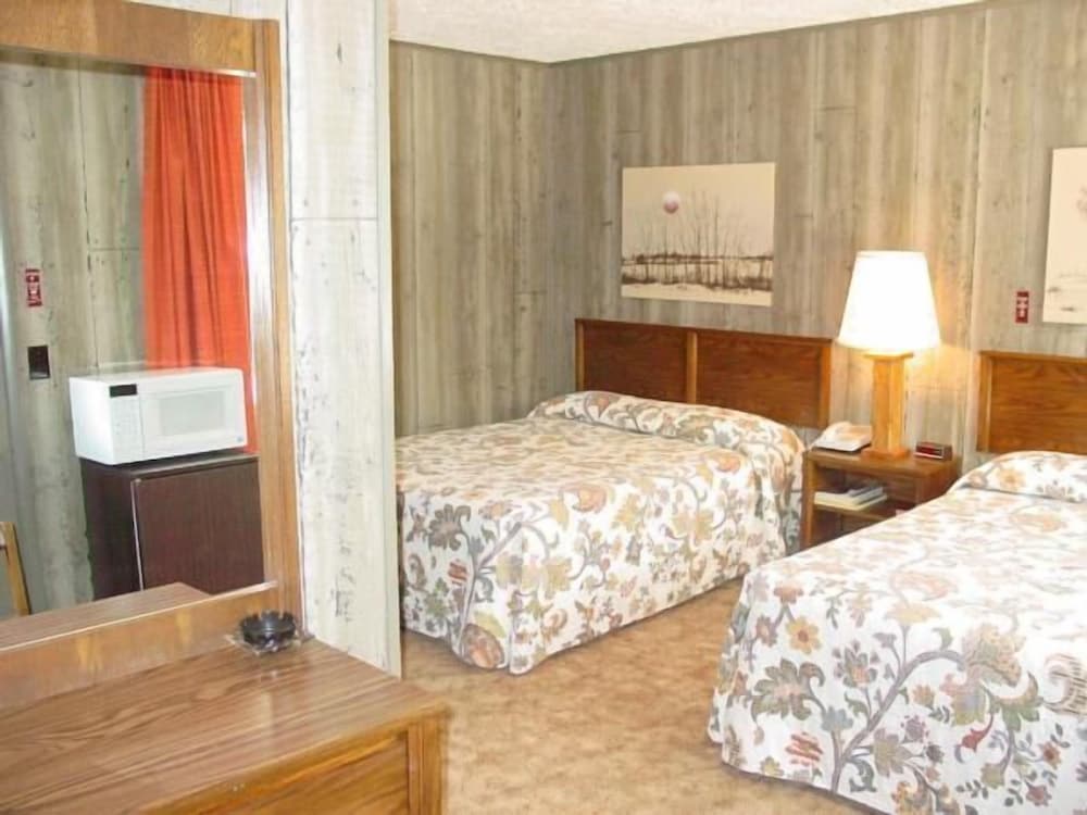 Woodland Motor Lodge - photo 30