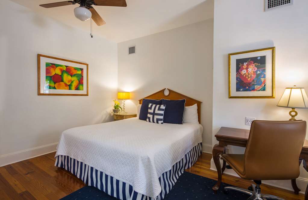 The Marquesa Hotel - photo 28