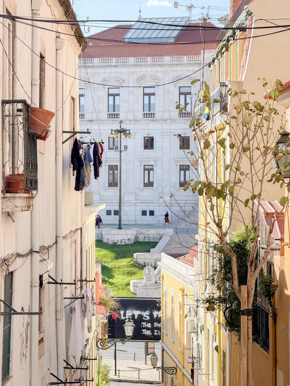 Home Sonhos Peixeira — 4-Star Luxury Hotel in Lisbon, Portugal
