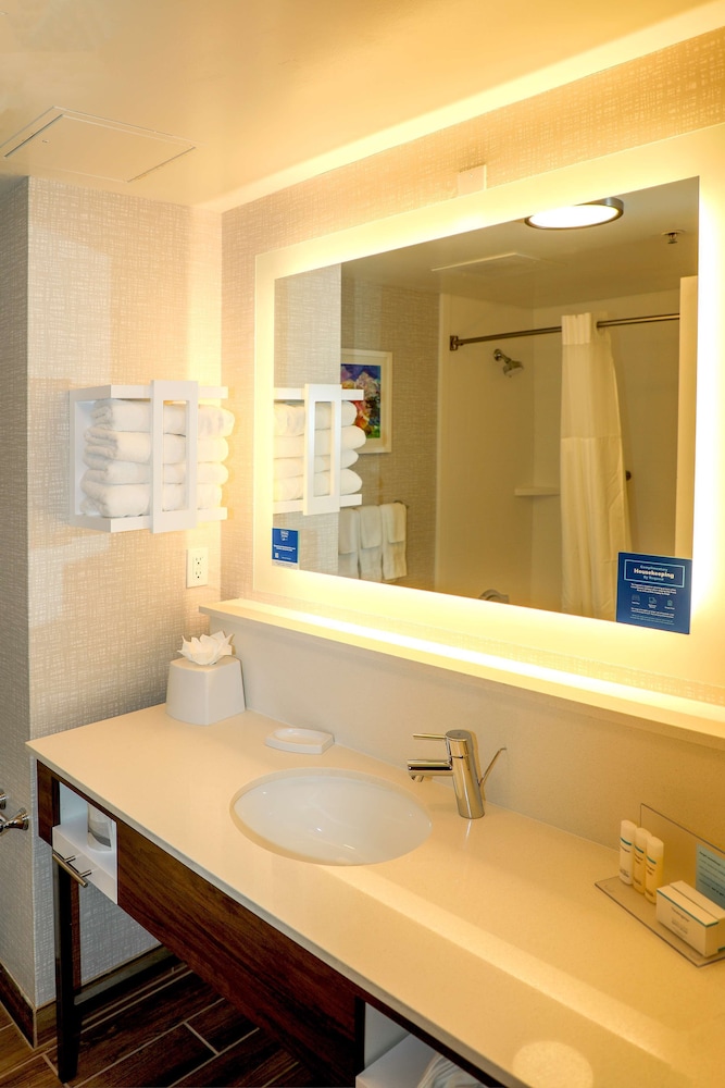 Hampton Inn Ellensburg - photo 25