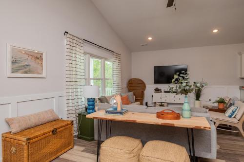 Suga Shack by Oak Island Accommodations - photo 24
