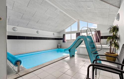 Awesome Home In Ringkøbing With Sauna — Ringkobing — photo 2