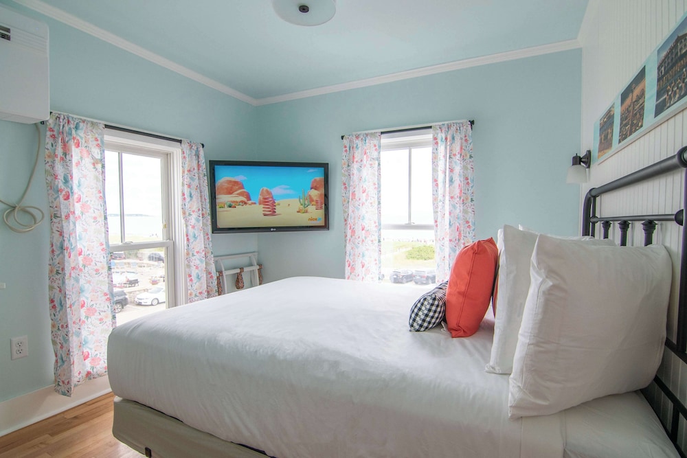 Ocean House Hotel & Motel - photo 35