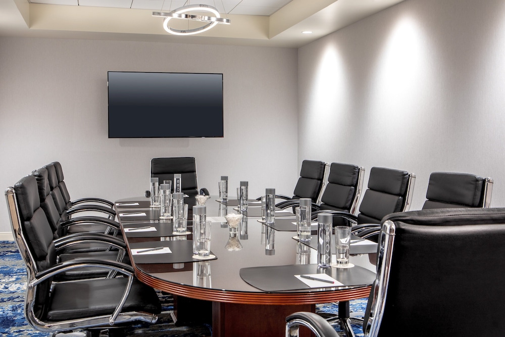 Crowne Plaza Boston Woburn by IHG - photo 43