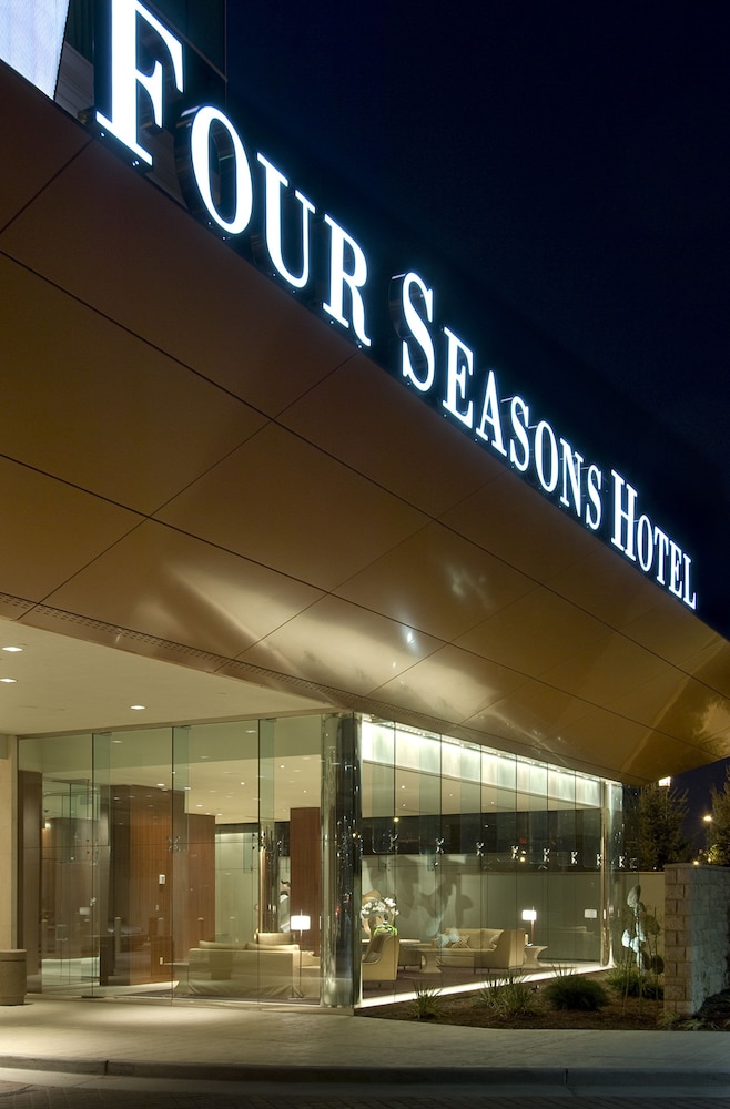 Four Seasons Hotel St Louis - photo 76