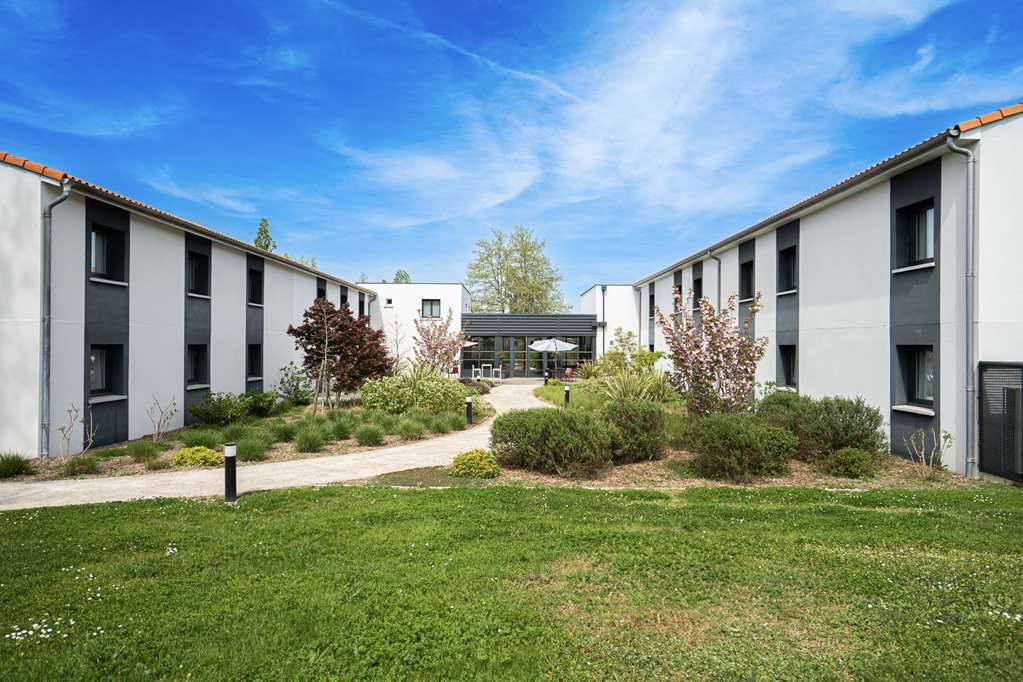 Sure Hotel by Best Western Les Portes de Montauban — hotel in Bressols