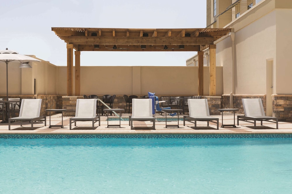 Embassy Suites by Hilton McAllen Convention Center - photo 34