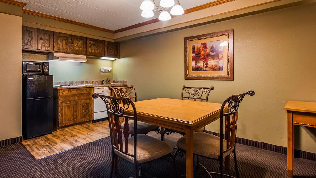 Best Western Plus Sidney Lodge - photo 12