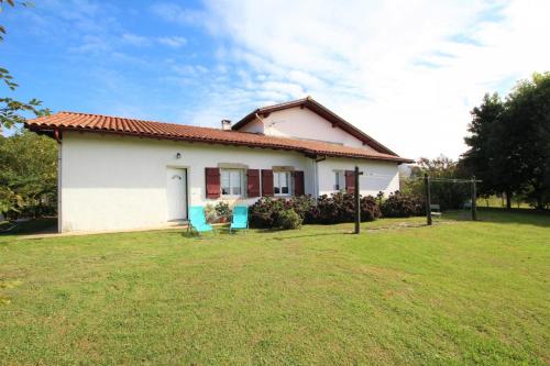 Garate - carbon neutral hotel in Espelette