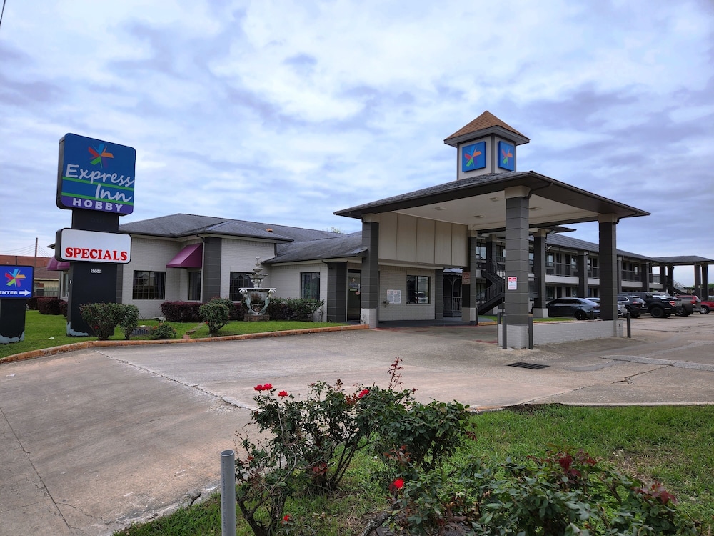 Express Inn Hobby Airport — hotel near William P. Hobby Airport