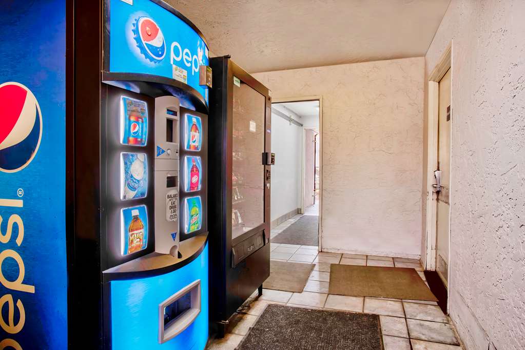 Motel 6 Salem OR - photo 23
