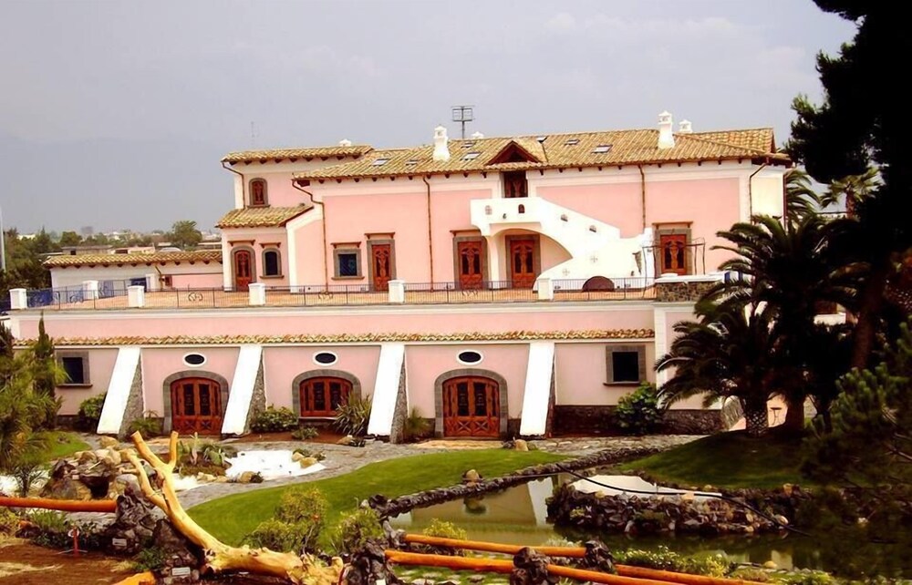 Villa Rota Resort — hotel in Boscotrecase