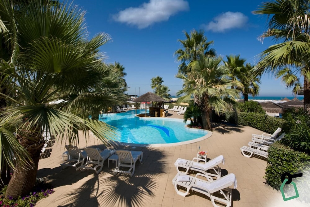 Hotiday Room Collection Giulianova in Giulianova, Italy