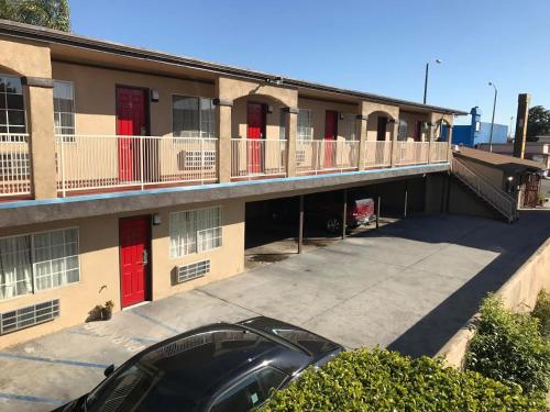 Lotus Motel Lax - photo 14