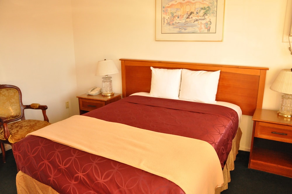 Lax Suites - last minute hotel in Los Angeles
