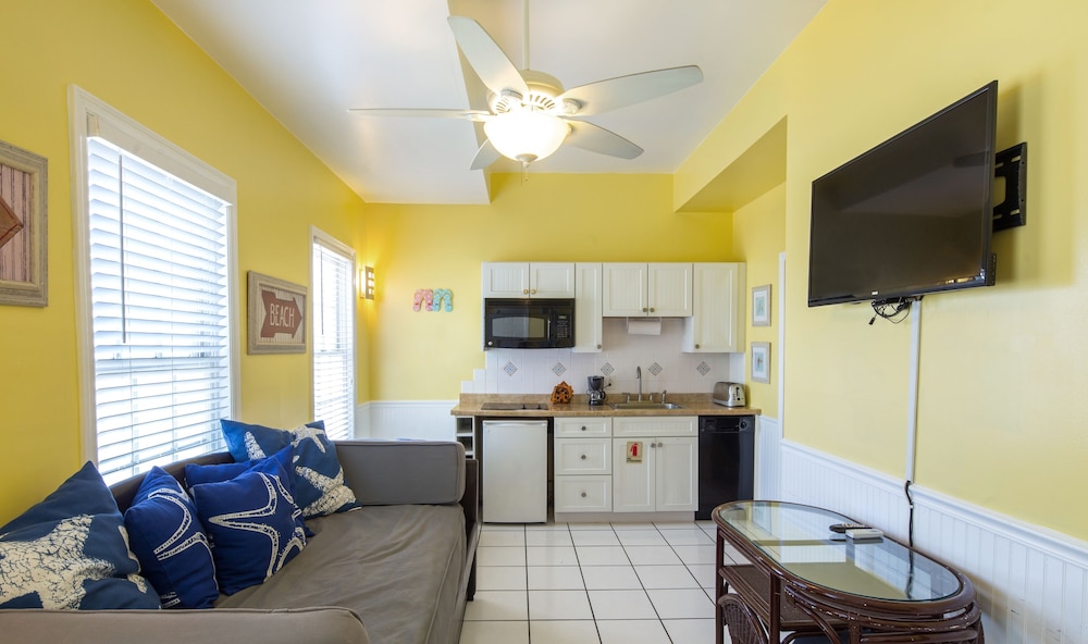 Wicker Guesthouse - photo 39