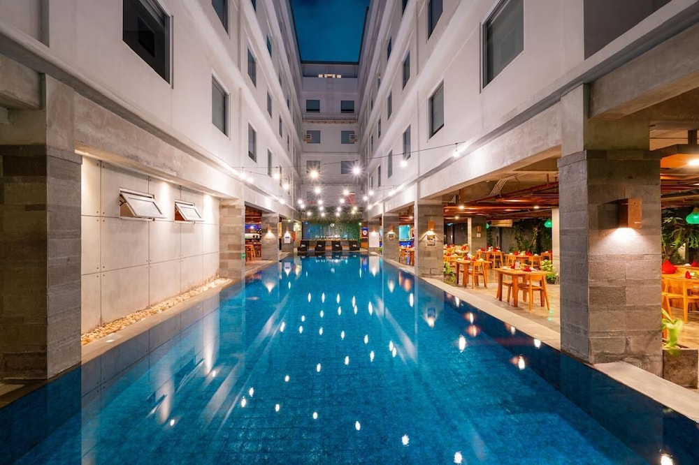 Swiss Belexpress Kuta Legian — hotel in Kuta