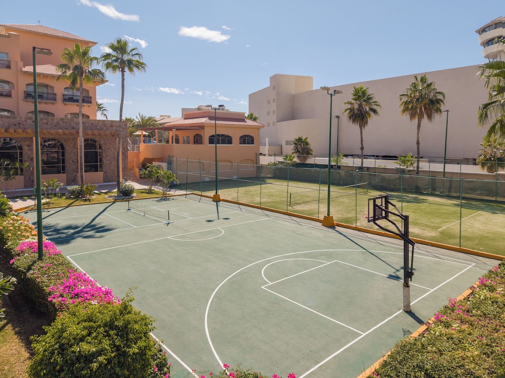 Tennis court