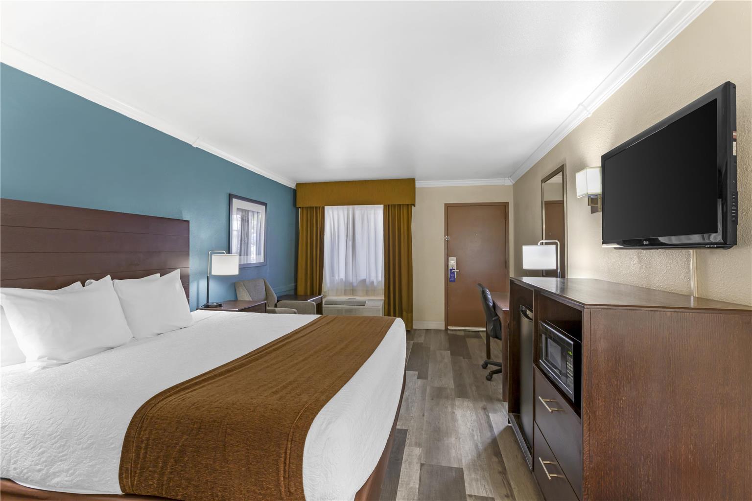Best Western InnSuites Tucson Foothills Hotel & Suites - photo 28