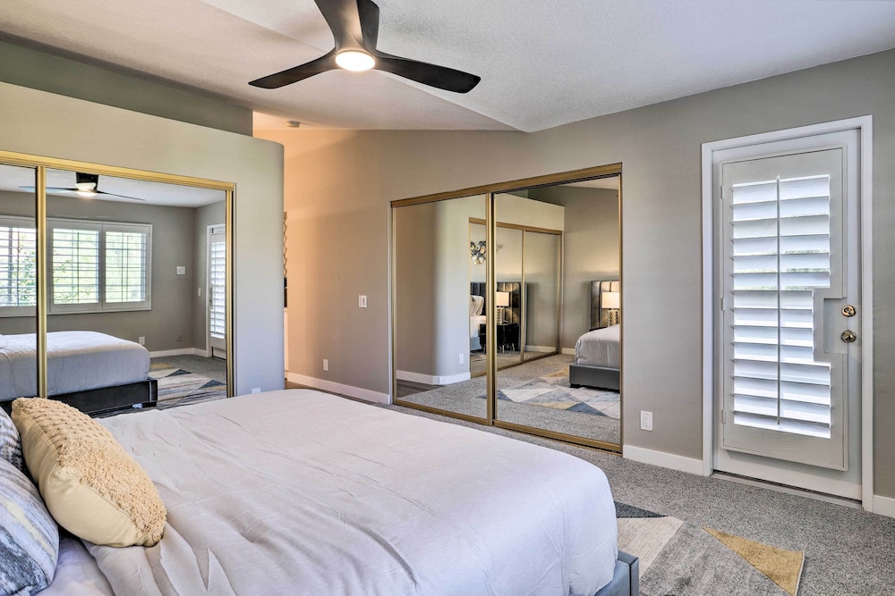 Chic Palm Desert Condo with Resort Style Amenities - photo 4
