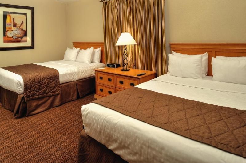 The Roundhouse Resort - photo 16