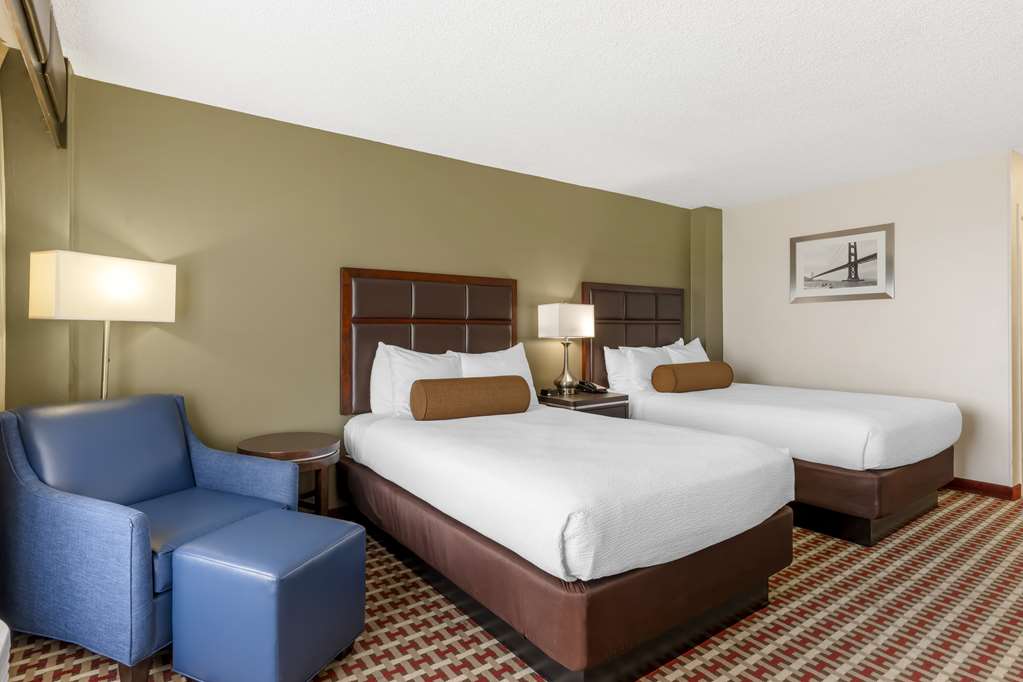 Best Western Plus Grosvenor Airport Hotel - photo 23