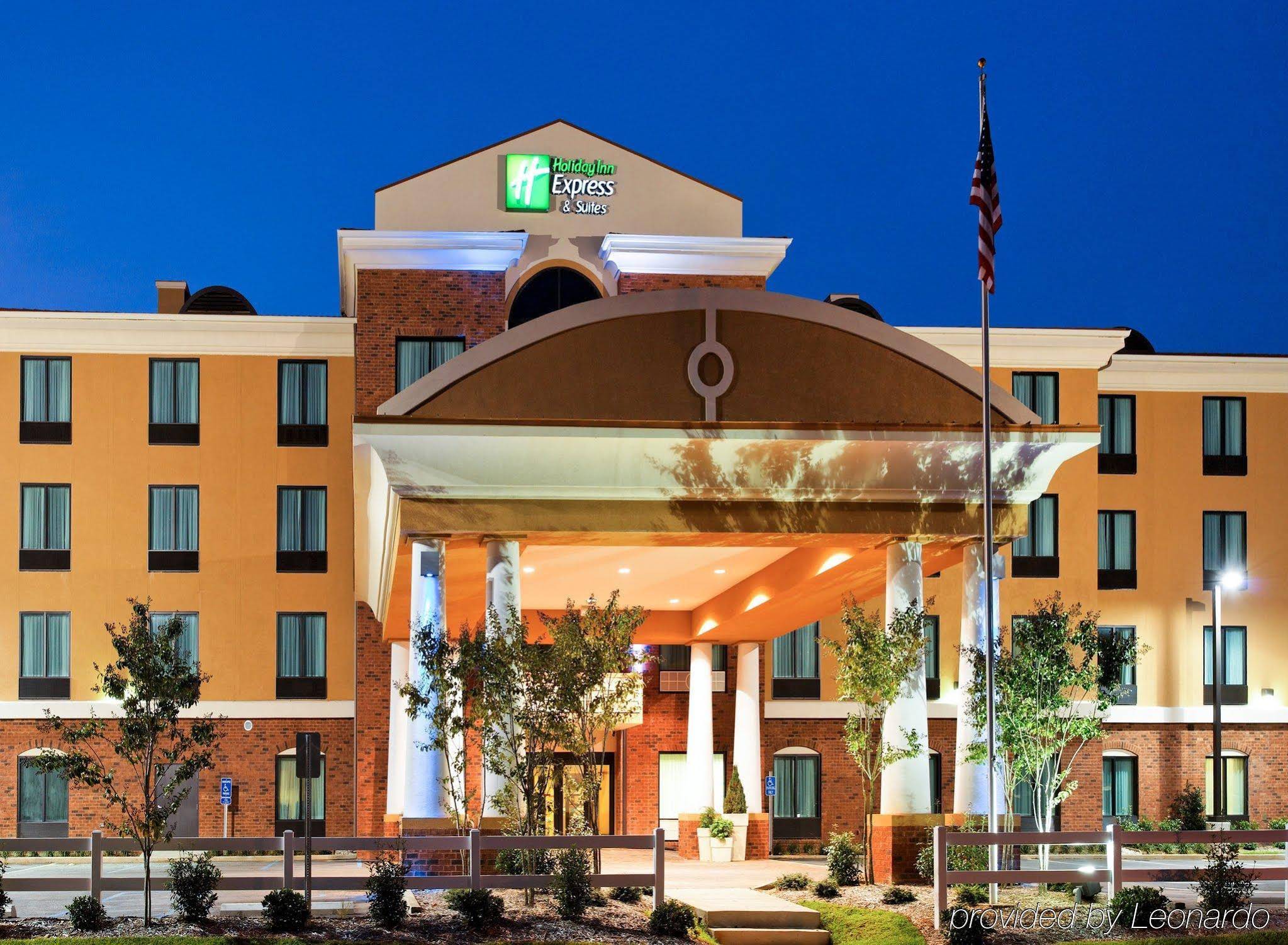 Holiday Inn Express Hotel & Suites Gulf Shores