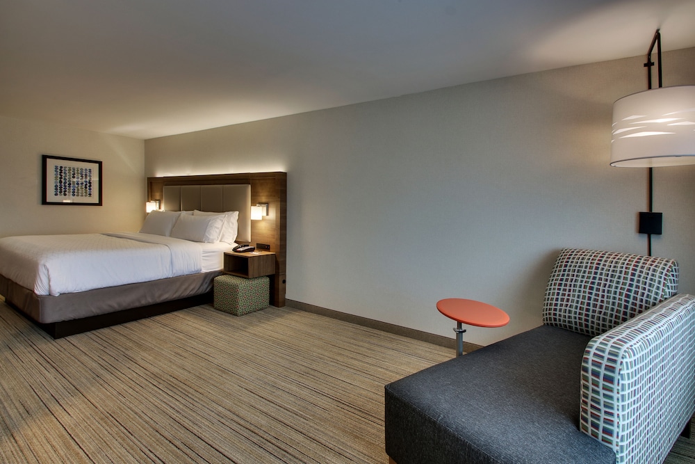 Holiday Inn Express & Suites Mt Sterling North by IHG - photo 88