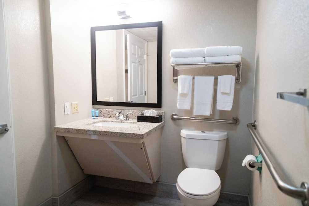 Twin Mountain Inn & Suites - photo 48