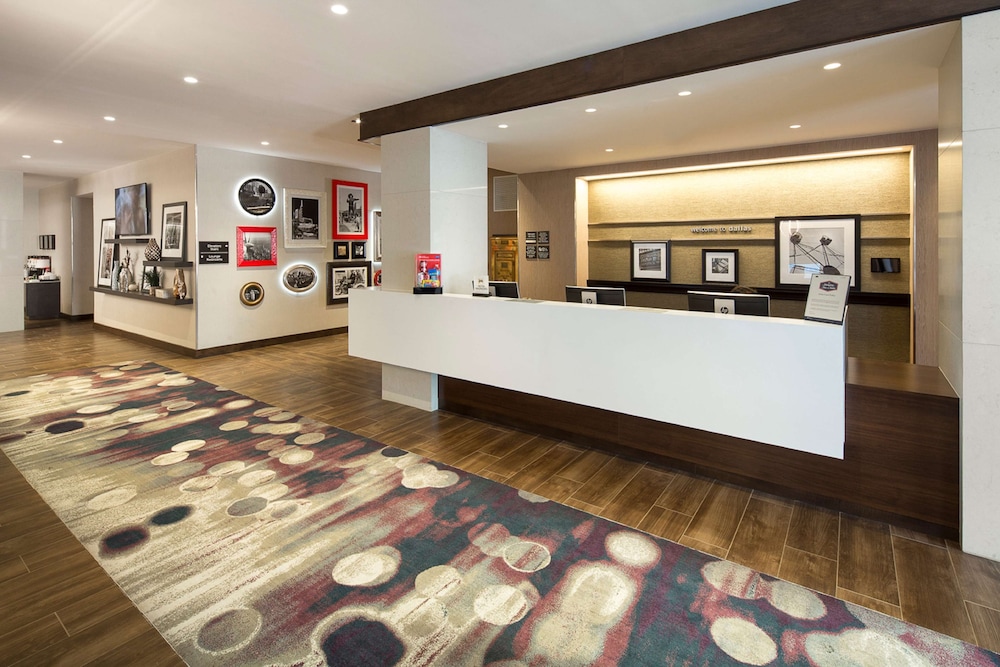 Hampton Inn & Suites Dallas Downtown - photo 14