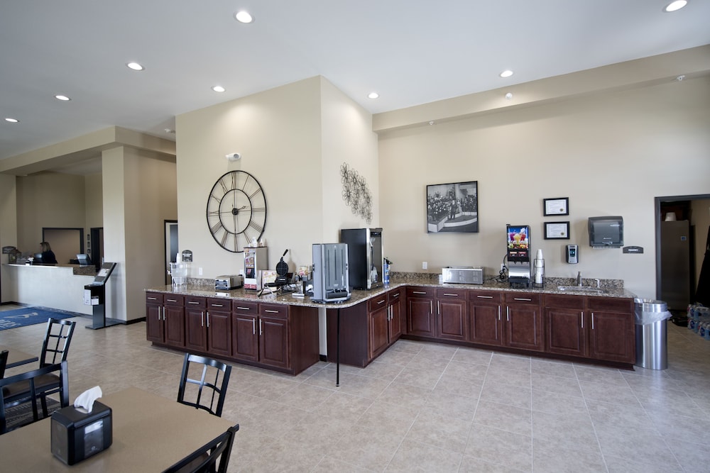 Cobblestone Inn & Suites Clarinda - photo 52