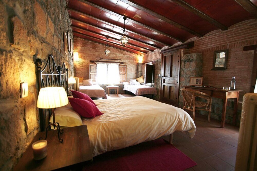 La Quinta de los Enebrales — hotel in El Hoyo De Pinares