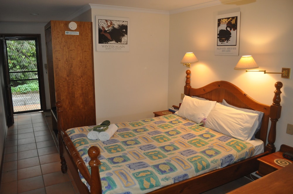 The Fig Tree B & B — Willoughby — photo 5