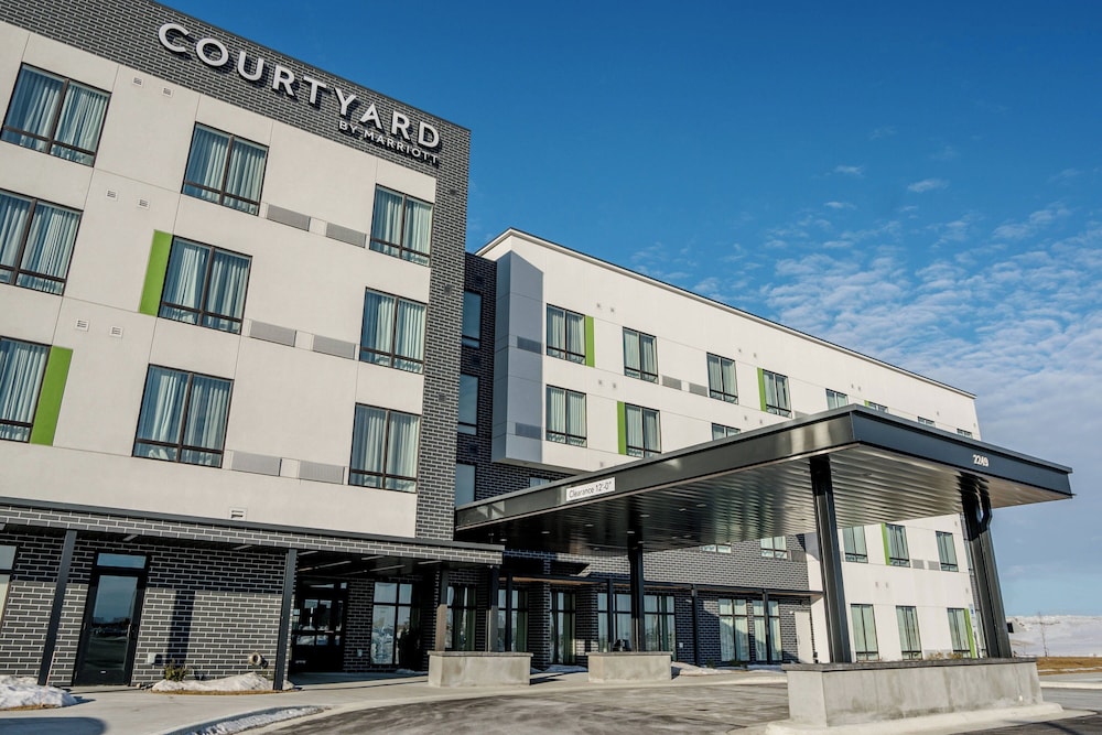 Courtyard by Marriott Fargo - photo 51