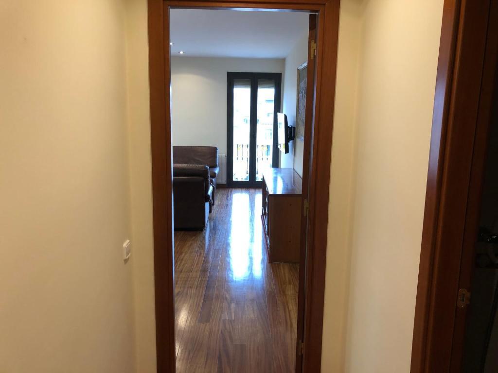 Apartaments Vicus 2 con vistas a la Plaza Mayor de Vic — 4-Star Luxury Hotel in Vic, Spain