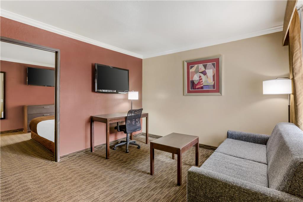 Best Western InnSuites Tucson Foothills Hotel & Suites - photo 76