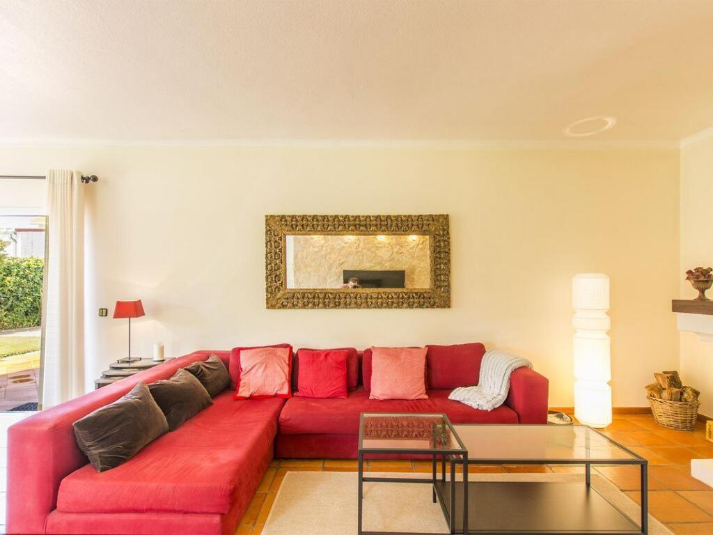 Villa Goreti — 4-Star Luxury Hotel in Seixal, Portugal