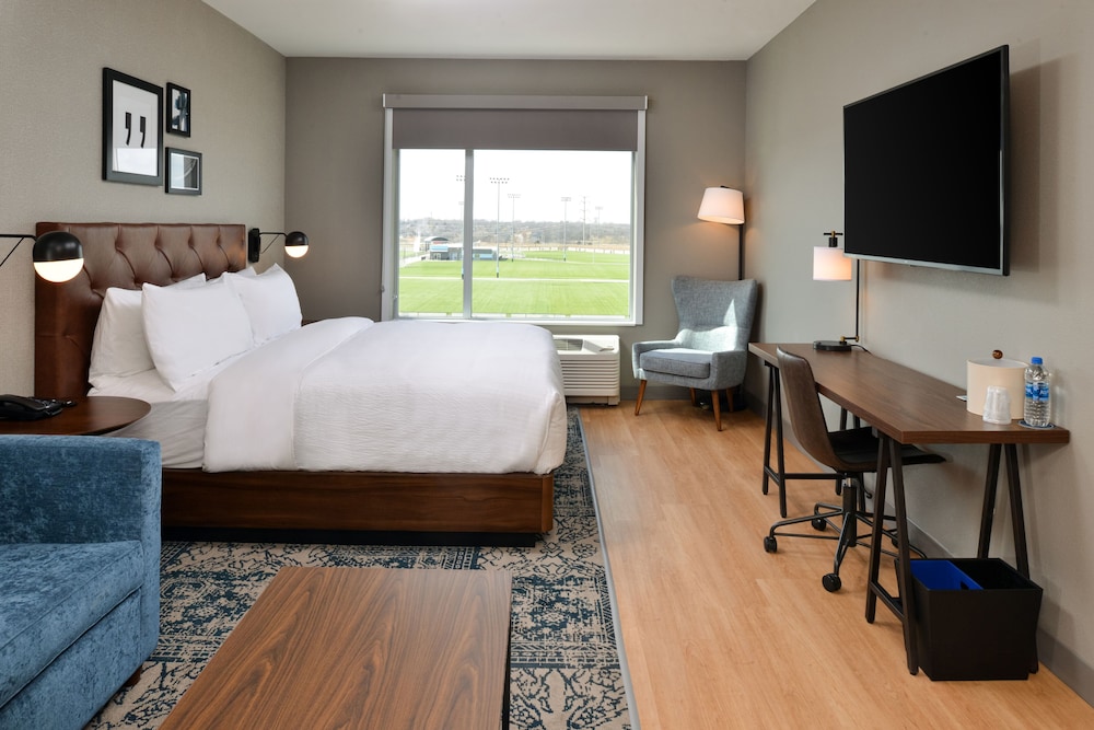Four Points by Sheraton Kansas City Olathe - photo 9