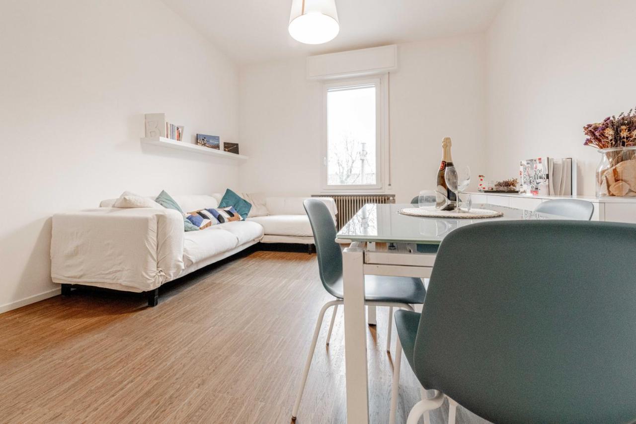 Realkasa De Crescenzi Family Apartment — 4-Star Luxury Hotel in Bologna, Italy