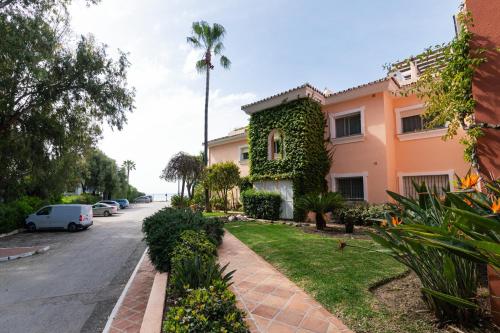 Park Beach - carbon neutral hotel in Estepona