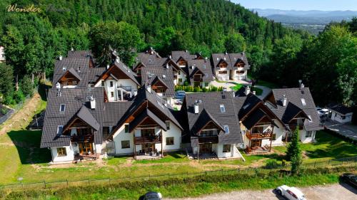Wonder Home Domek Karkonosz z kominkiem i dwoma sypialniami tuż przy stoku Myśliwska 42 1 — 4-Star Luxury Hotel in Karpacz, Poland