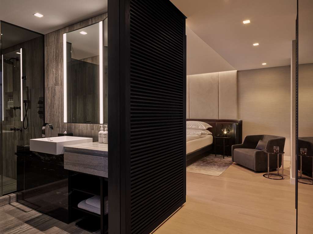 Equinox Hotel New York - photo 52