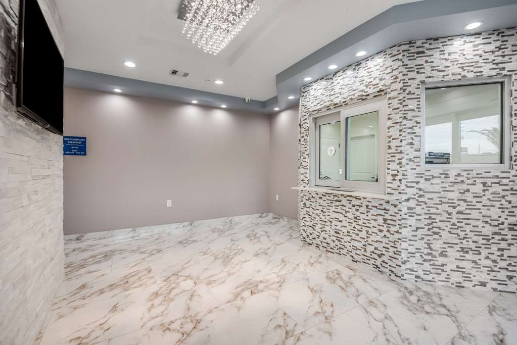 Americas Best Value Inn & Suites Houston at Hwy 6 - photo 3
