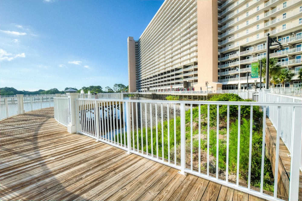 Laketown Wharf Resort by Aneliya's Rentals - photo 873