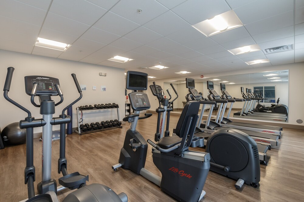 Holiday Inn Express & Suites South Bend Casino by IHG - photo 10